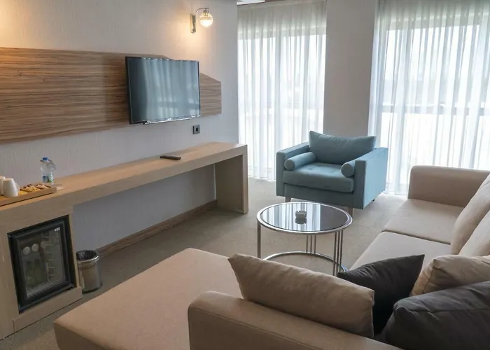 Greymark Hotel